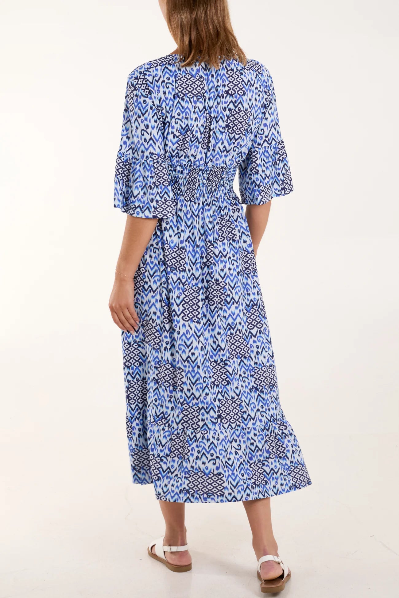 Aztec Print V-Neck Shirred Midi Dress in Blue