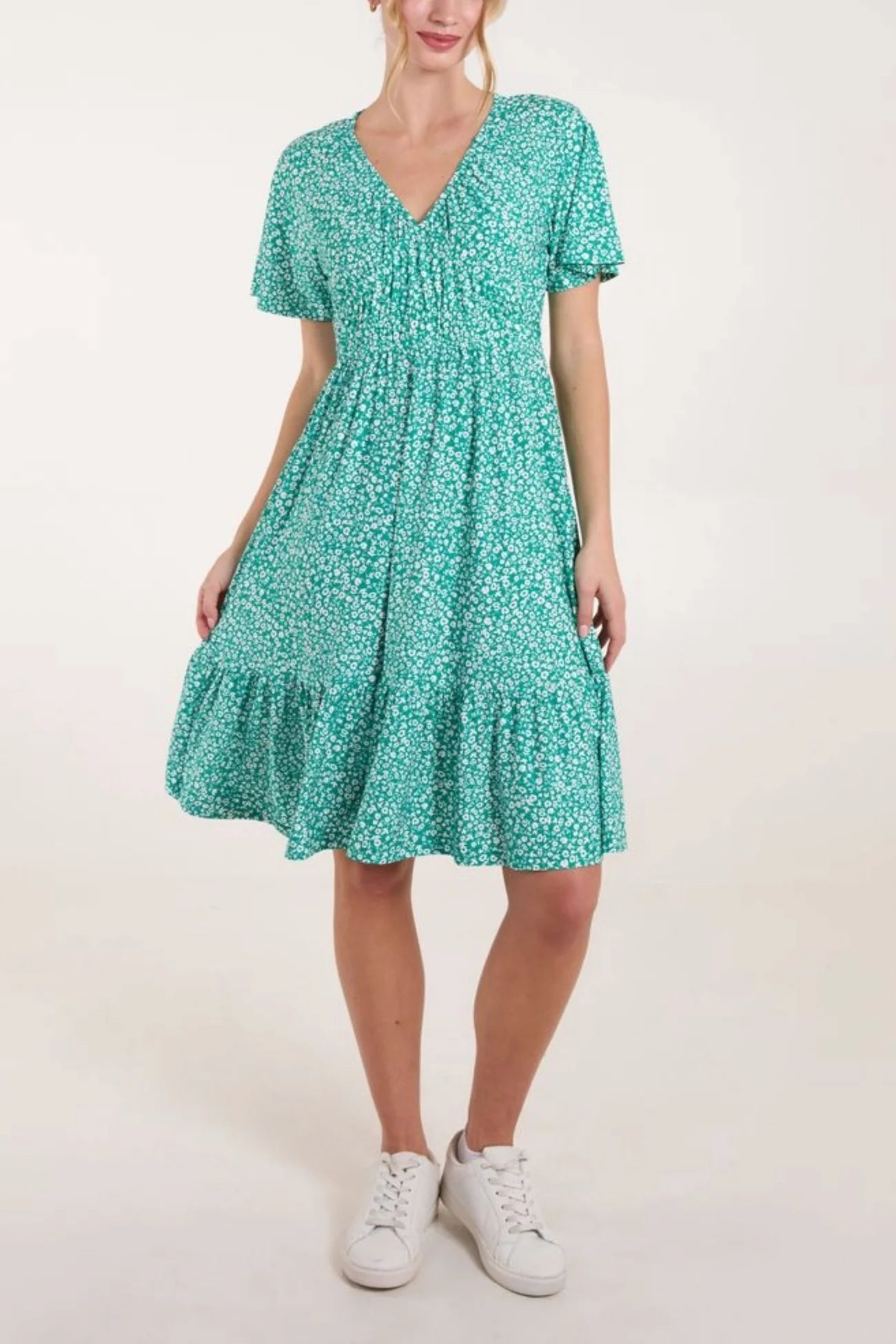 Ditsy Floral V-Neck Shirred Dress in Green